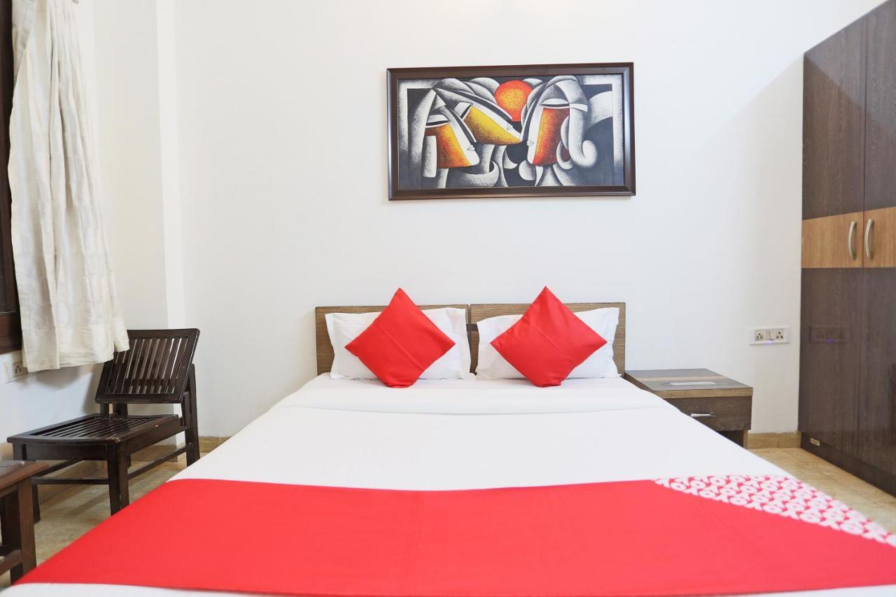 Oyo 60966 Balaji Upvan Hotel Kāsandra Buitenkant foto