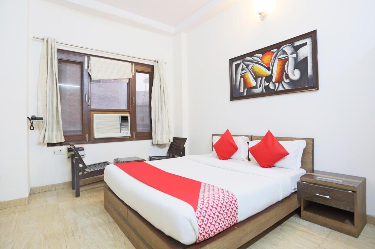 Oyo 60966 Balaji Upvan Hotel Kāsandra Buitenkant foto