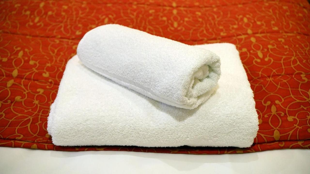 Oyo 60966 Balaji Upvan Hotel Kāsandra Buitenkant foto